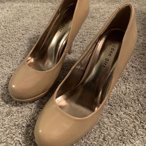 Nude madden girl pumps